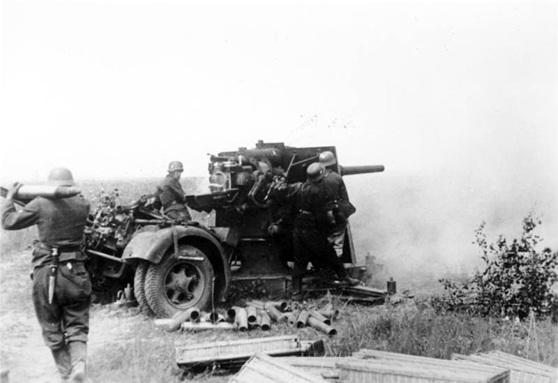 Flak WH 88mm en action